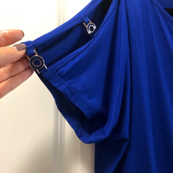 Cable and Gauge beautiful top. - Picture 3 of 5